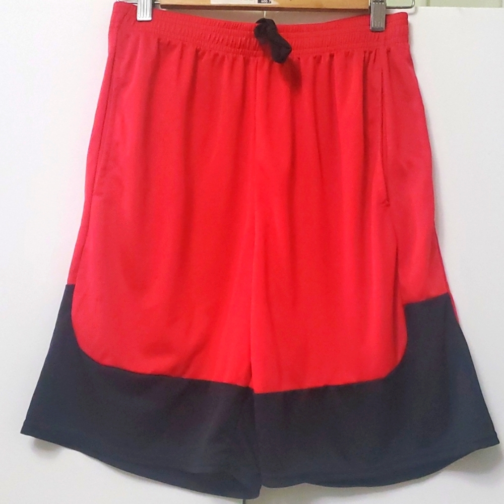 Young Adults  Athletic Short size M